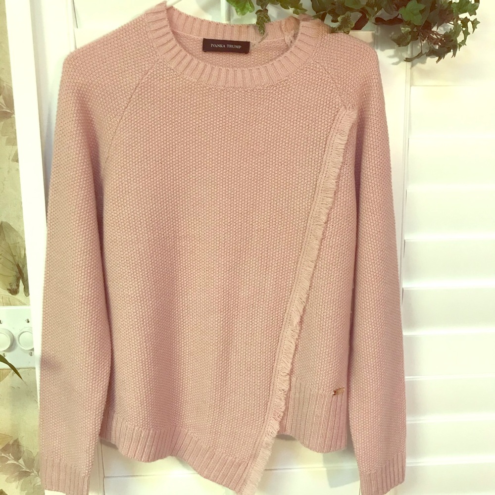 Light pink sweater